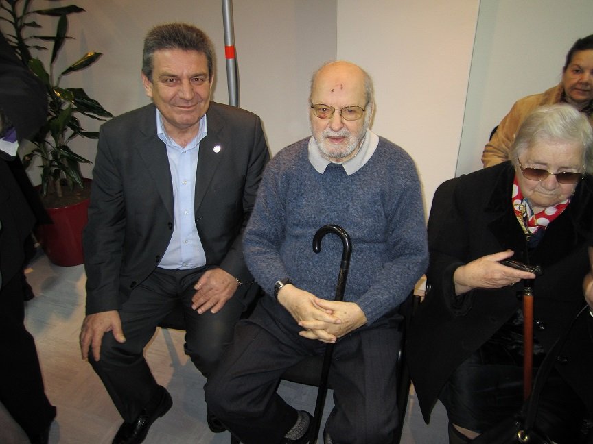Με τον αγωνιστή της αριστεράς Λεωνίδα Κύρκο.