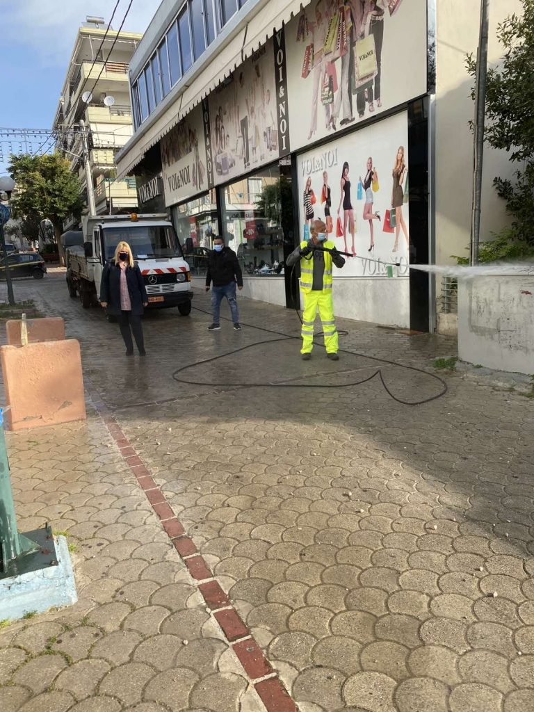 Ασπίδα προστασίας σε κοινόχρηστους χώρους από τον Δήμο Ιλίου