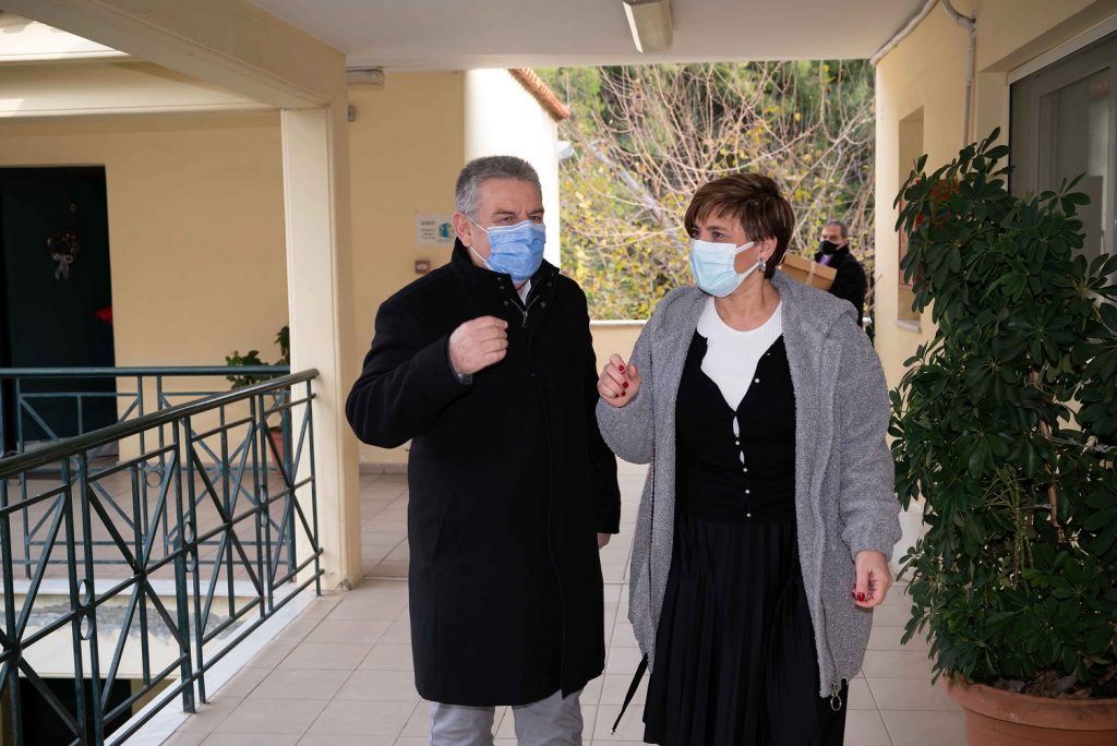 Συγκίνηση και χαρά στις επισκέψεις του Δημάρχου Ιλίου σε Κέντρα και Δομές Φιλοξενίας στο Ίλιον
