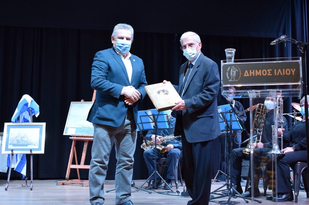 Ο Δήμαρχος Ιλίου Νίκος Ζενέτος και ο πρώην Δήμαρχος Αλίμου Βασίλης Ξένος