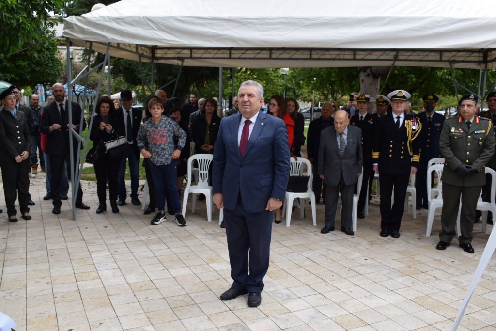 Τιμή στους ήρωες των Εκστρατευτικών Σωμάτων Μέσης Ανατολής απέδωσε στην πλατεία Ρίμινι ο Δήμος Ιλίου