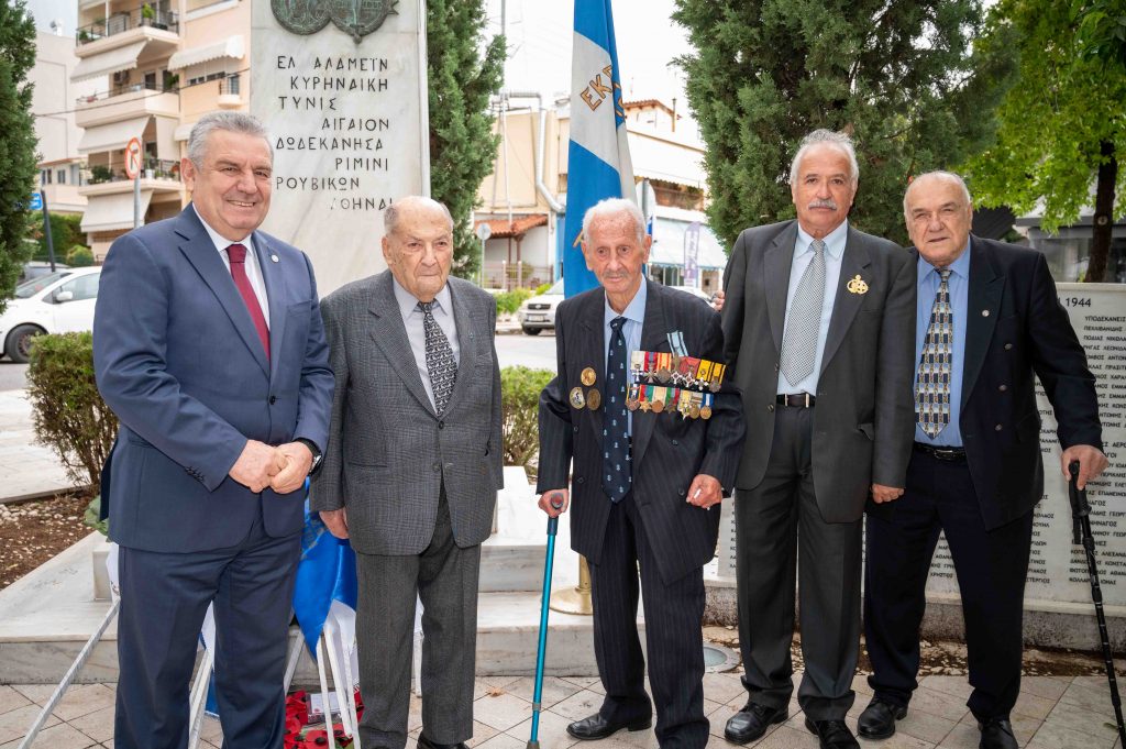 Τιμή στους ήρωες των Εκστρατευτικών Σωμάτων Μέσης Ανατολής απέδωσε στην πλατεία Ρίμινι ο Δήμος Ιλίου