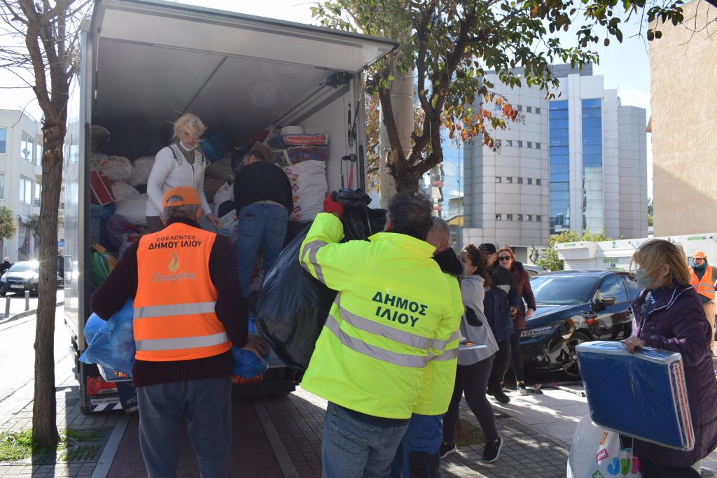 Πρωτοφανής η ανταπόκριση από τους πολίτες του Ιλίου στην ανθρωπιστική βοήθεια για τους σεισμόπληκτους της Συρίας και Τουρκίας