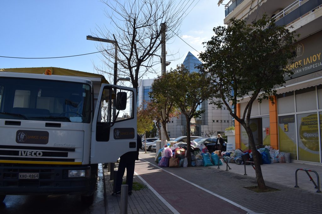 Πρωτοφανής η ανταπόκριση από τους πολίτες του Ιλίου στην ανθρωπιστική βοήθεια για τους σεισμόπληκτους της Συρίας και Τουρκίας