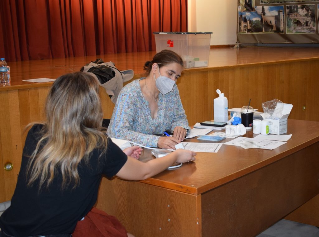 Μεγάλη η προσέλευση στη διήμερη εθελοντική αιμοδοσία του Δήμου Ιλίου