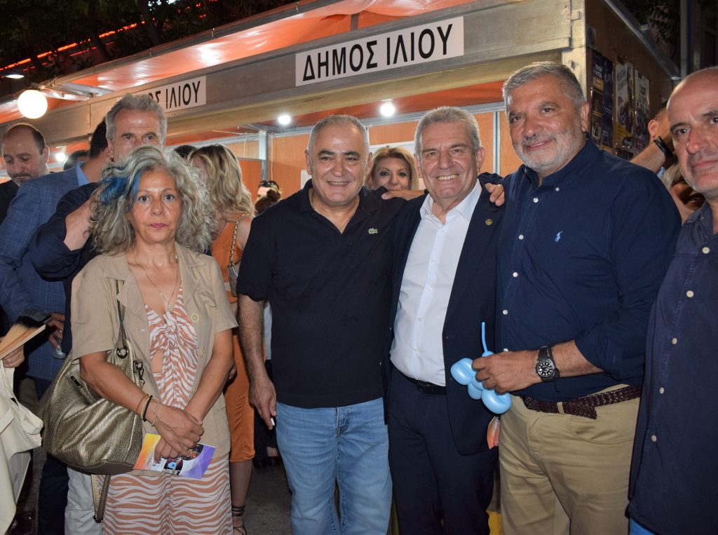 «Λευκή Νύχτα 2023» στο Ίλιον - Πλημμύρισε από κόσμο η μεγαλύτερη πολιτιστική γιορτή του Δήμου Ιλίου 