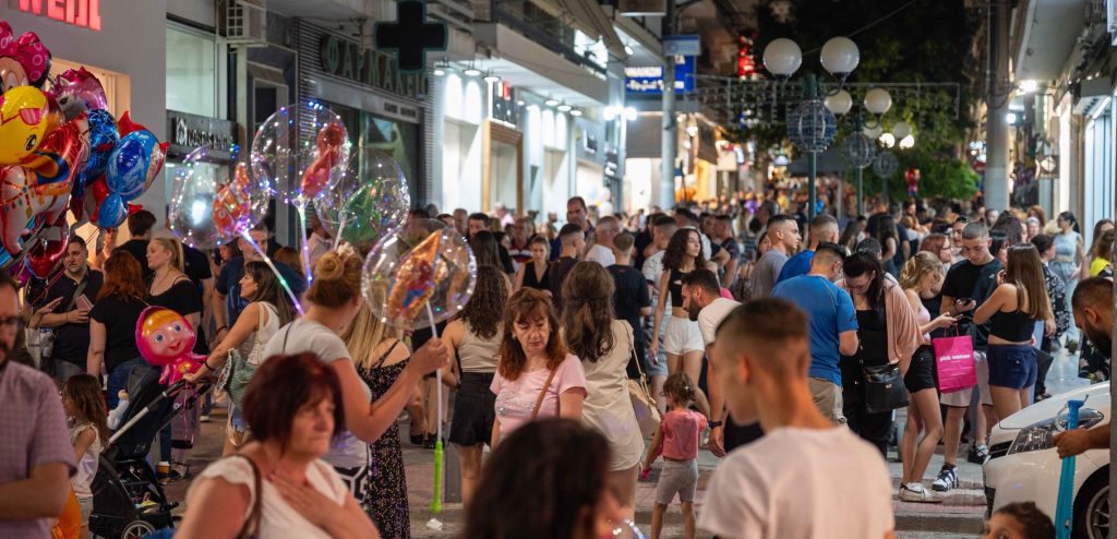 «Λευκή Νύχτα 2023» στο Ίλιον - Πλημμύρισε από κόσμο η μεγαλύτερη πολιτιστική γιορτή του Δήμου Ιλίου 