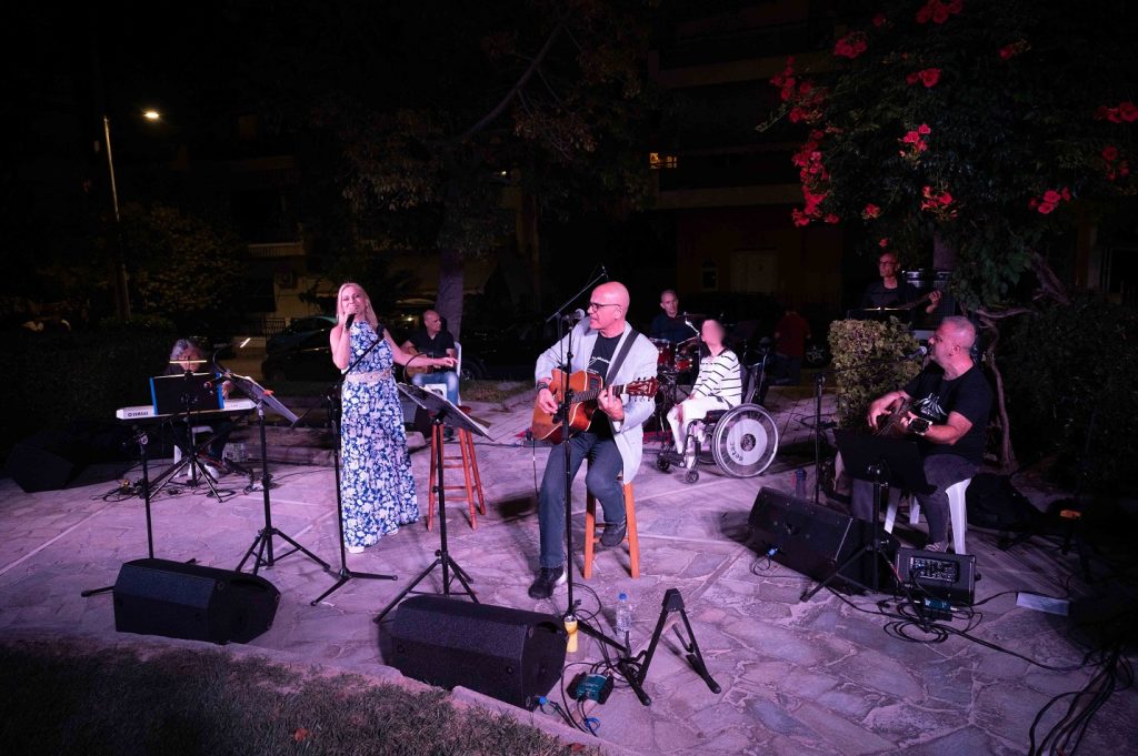 Μουσικές βραδιές με ζωντάνια και μελωδίες στις γειτονιές του Ιλίου