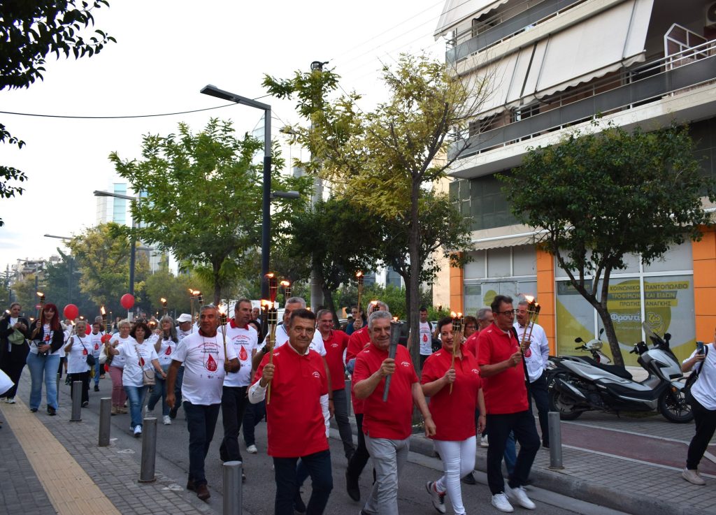 ΔΗΜΑΡΧΟΣ ΙΛΙΟΥ ΝΙΚΟΣ ΖΕΝΕΤΟΣ-ΛΑΜΠΑΔΗΔΡΟΜΙΑ ΕΘΕΛΟΝΤΩΝ ΑΙΜΟΔΟΤΩΝ