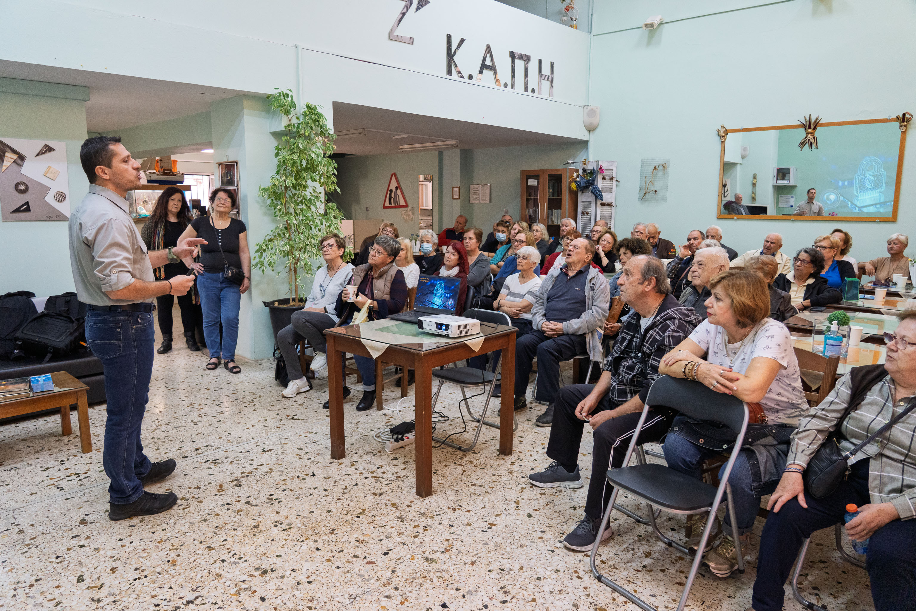 Συνεχίζονται οι δράσεις ενημέρωσης για την Προστασία και την Ασφάλεια των Μελών των ΚΑΠΗ του Δήμου Ιλίου