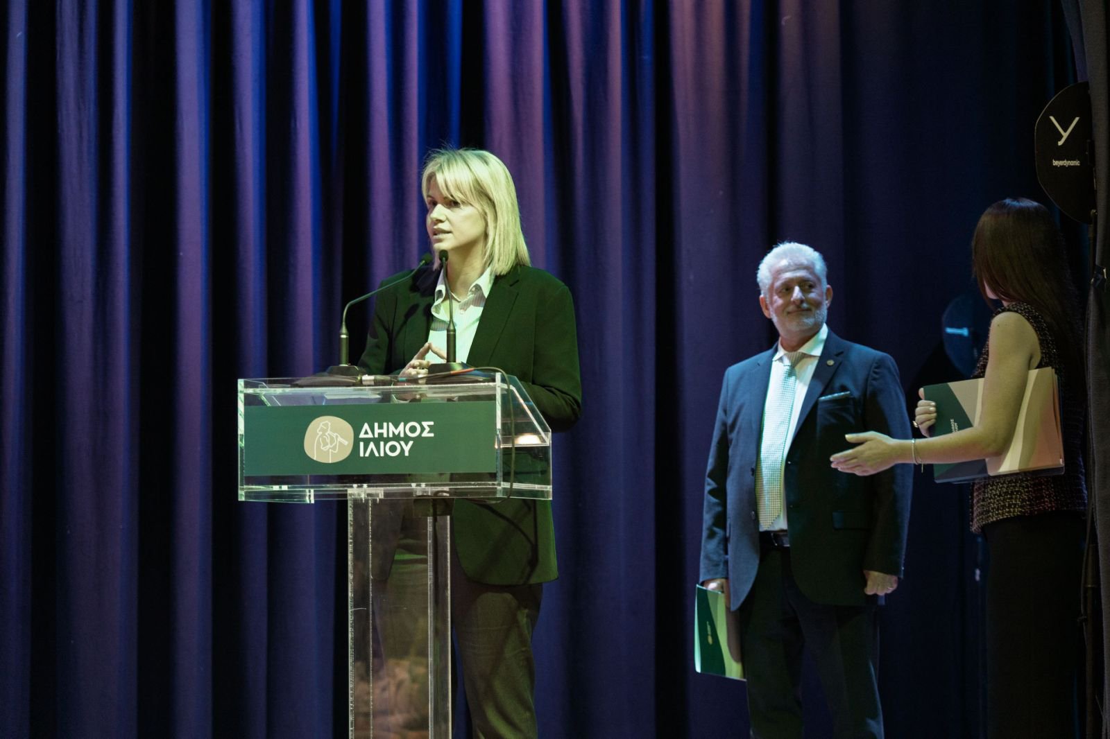 Με επιτυχία ολοκληρώθηκε η ημερίδα για την εγκληματικότητα και την παιδική παραβατικότητα στον Δήμο Ιλίου