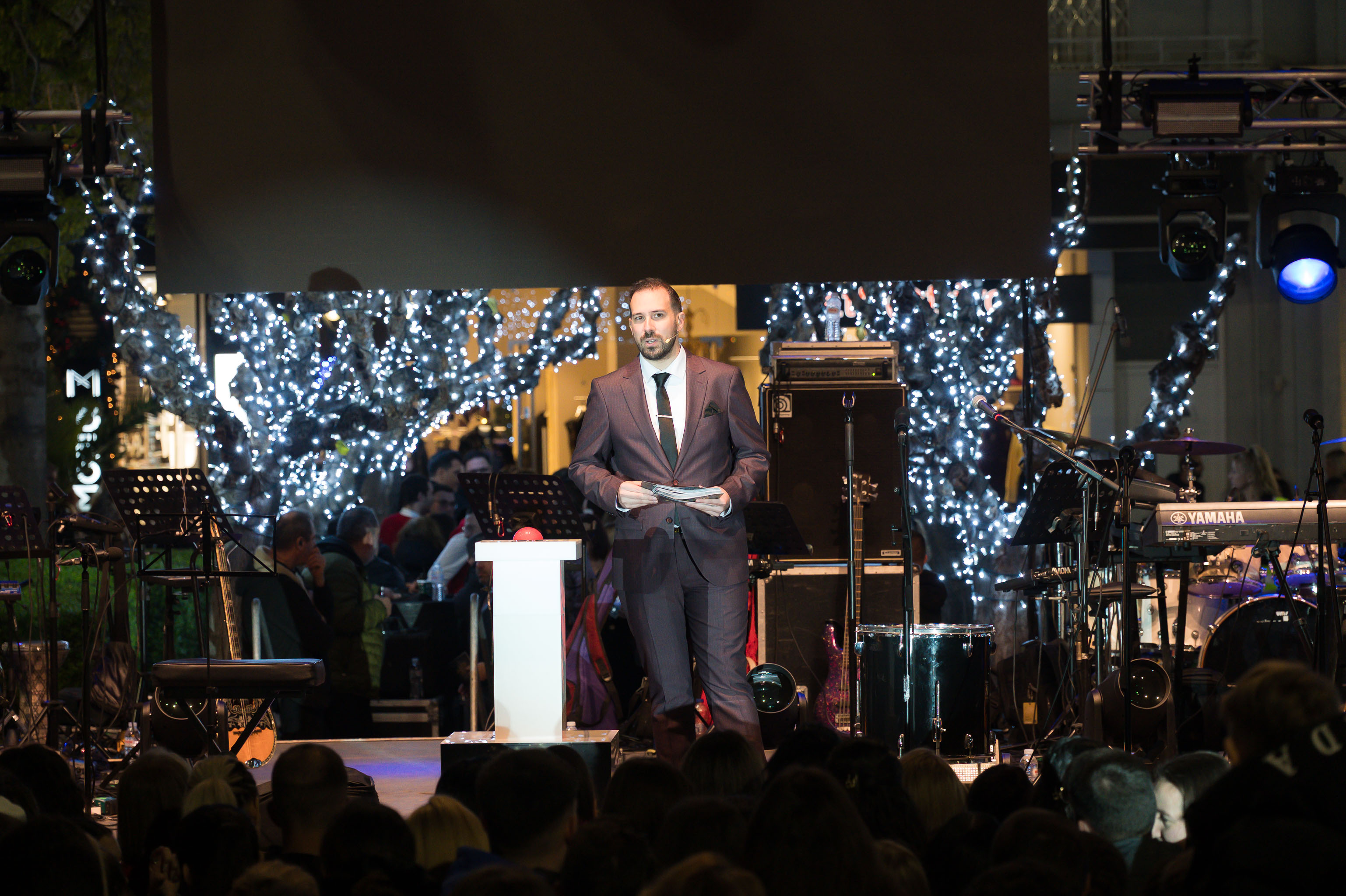 Φωταγώγηση Χριστουγεννιάτικου Δέντρου & Επίσημη έναρξη της «Μαγικής Πόλης» 2025