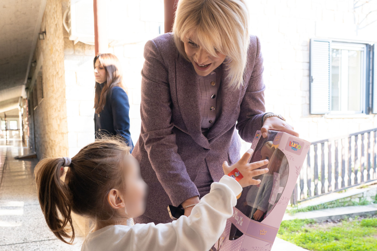 Η Δήμαρχος Ιλίου κοντά σε δομές φροντίδας και φιλοξενίας τις ημέρες των γιορτών