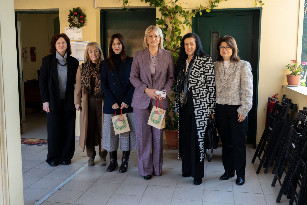 Η Δήμαρχος Ιλίου κοντά σε δομές φροντίδας και φιλοξενίας τις ημέρες των γιορτών
