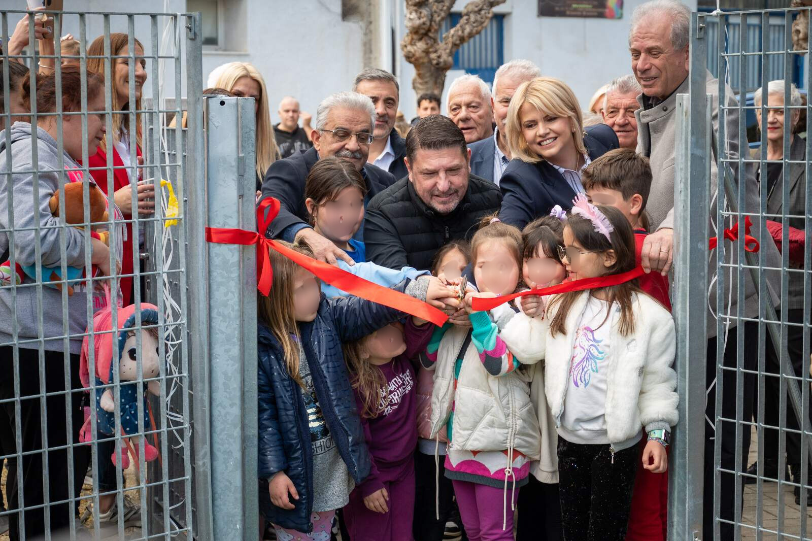 Εγκαινιάστηκαν δύο νέες παιδικές χαρές στο Ίλιον