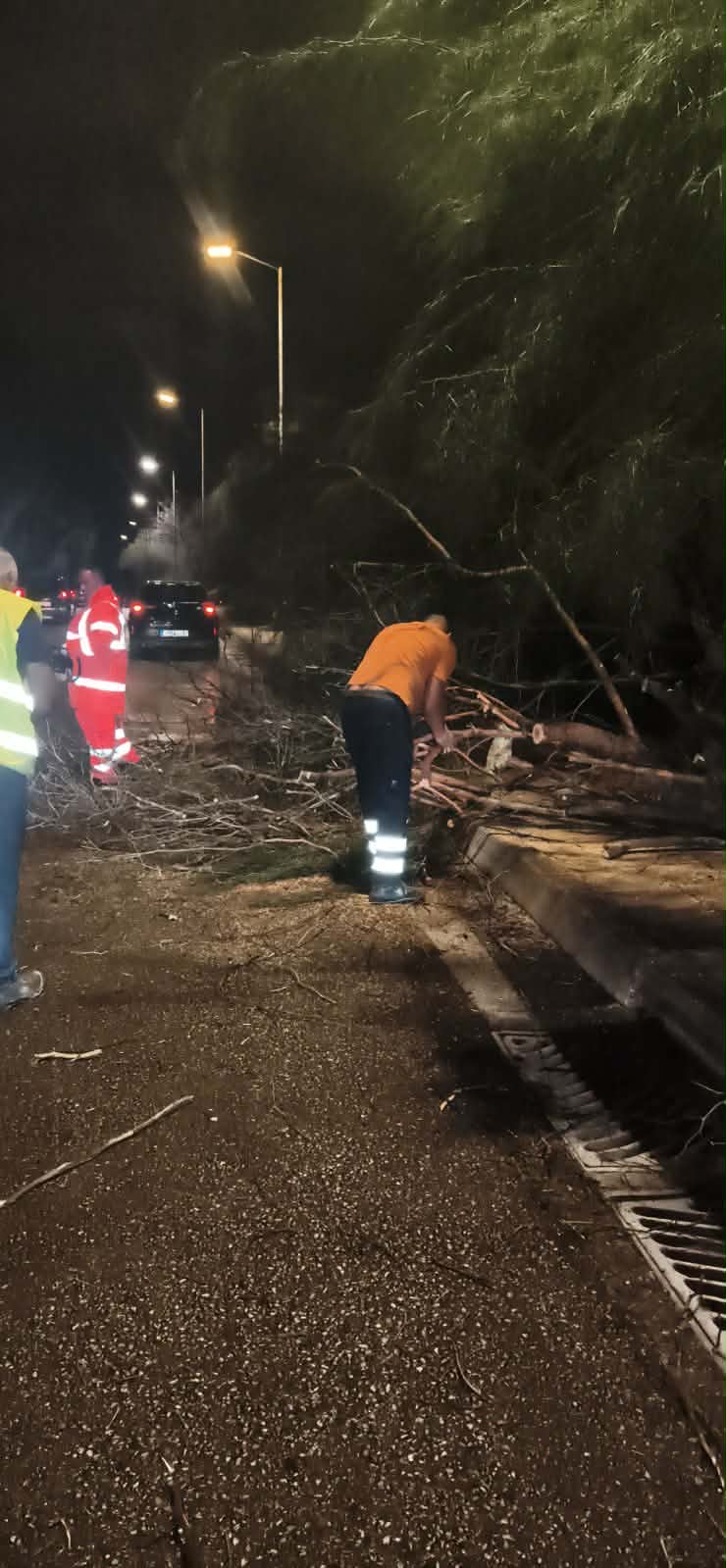 Άμεση η επιχειρησιακή κινητοποίηση των υπηρεσιών του Δήμου Ιλίου στα έντονα καιρικά φαινόμενα που έπληξαν το Ίλιον και ολόκληρη την Αττική